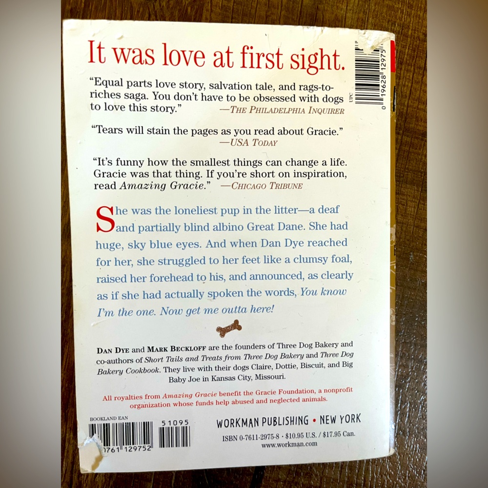 Two Dog books. Inside of a dog and Amazing Grace-A dogs Tale. - Picture 7 of 10